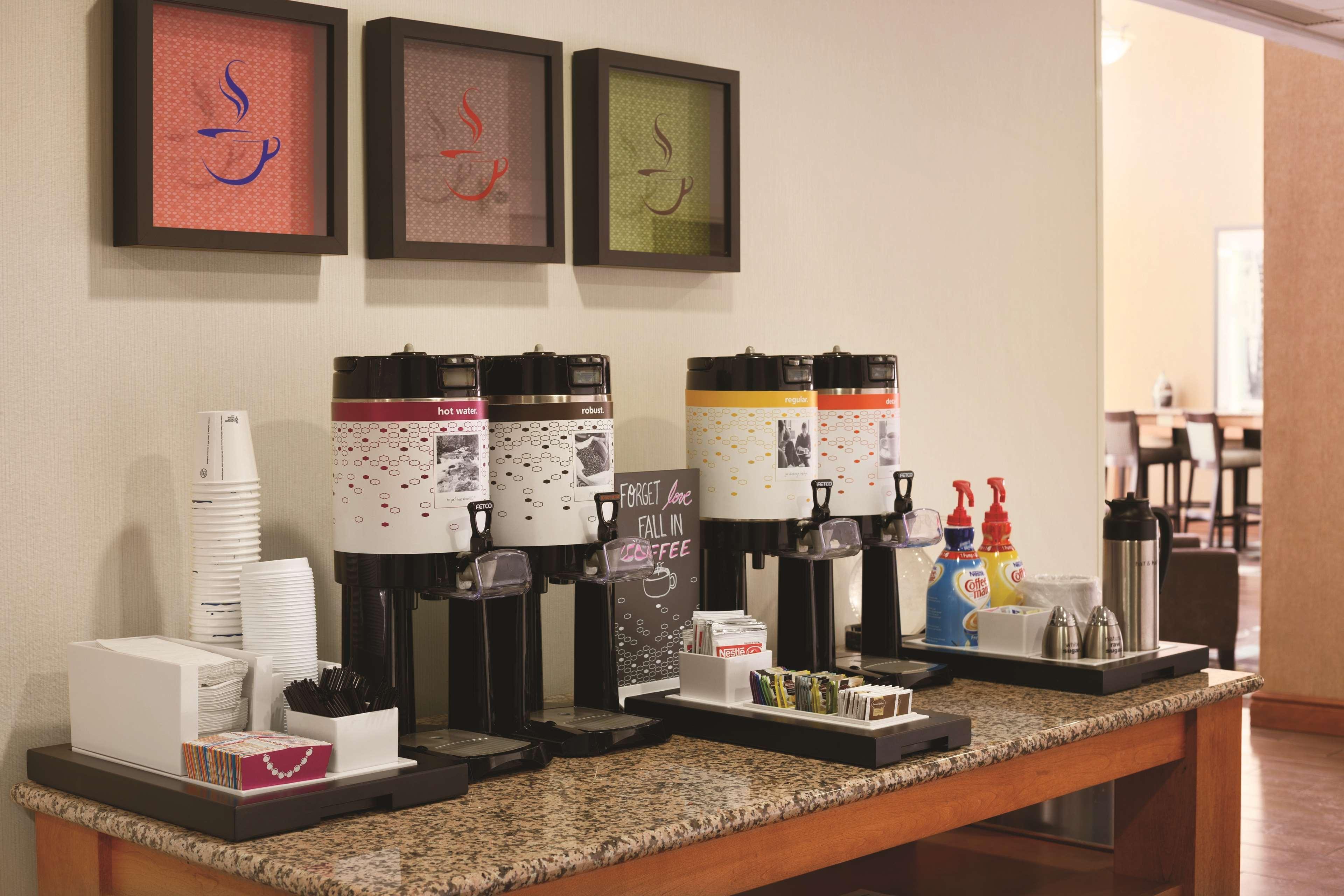 Hampton Inn & Suites גרינפילד מראה חיצוני תמונה