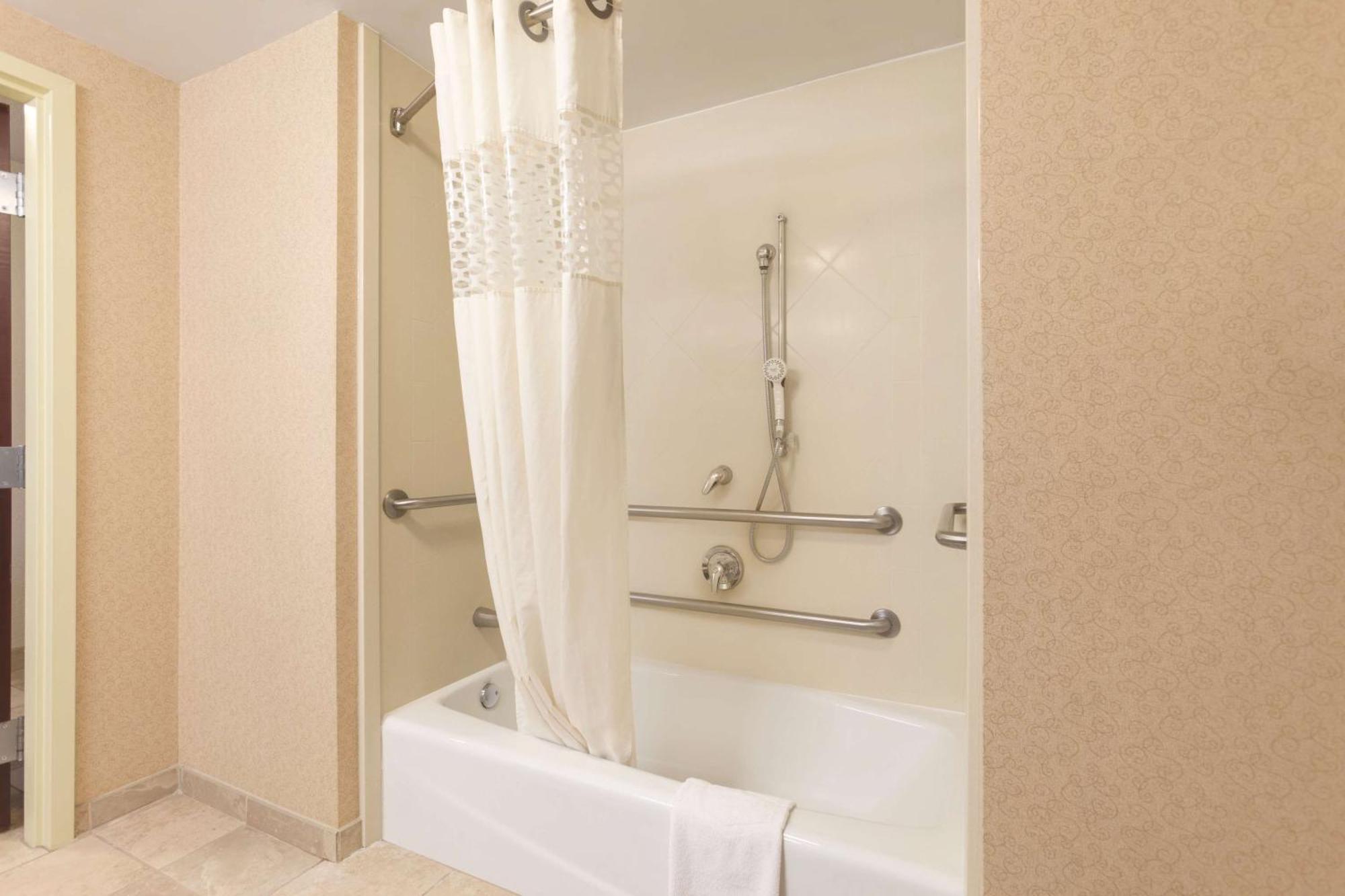 Hampton Inn & Suites גרינפילד מראה חיצוני תמונה