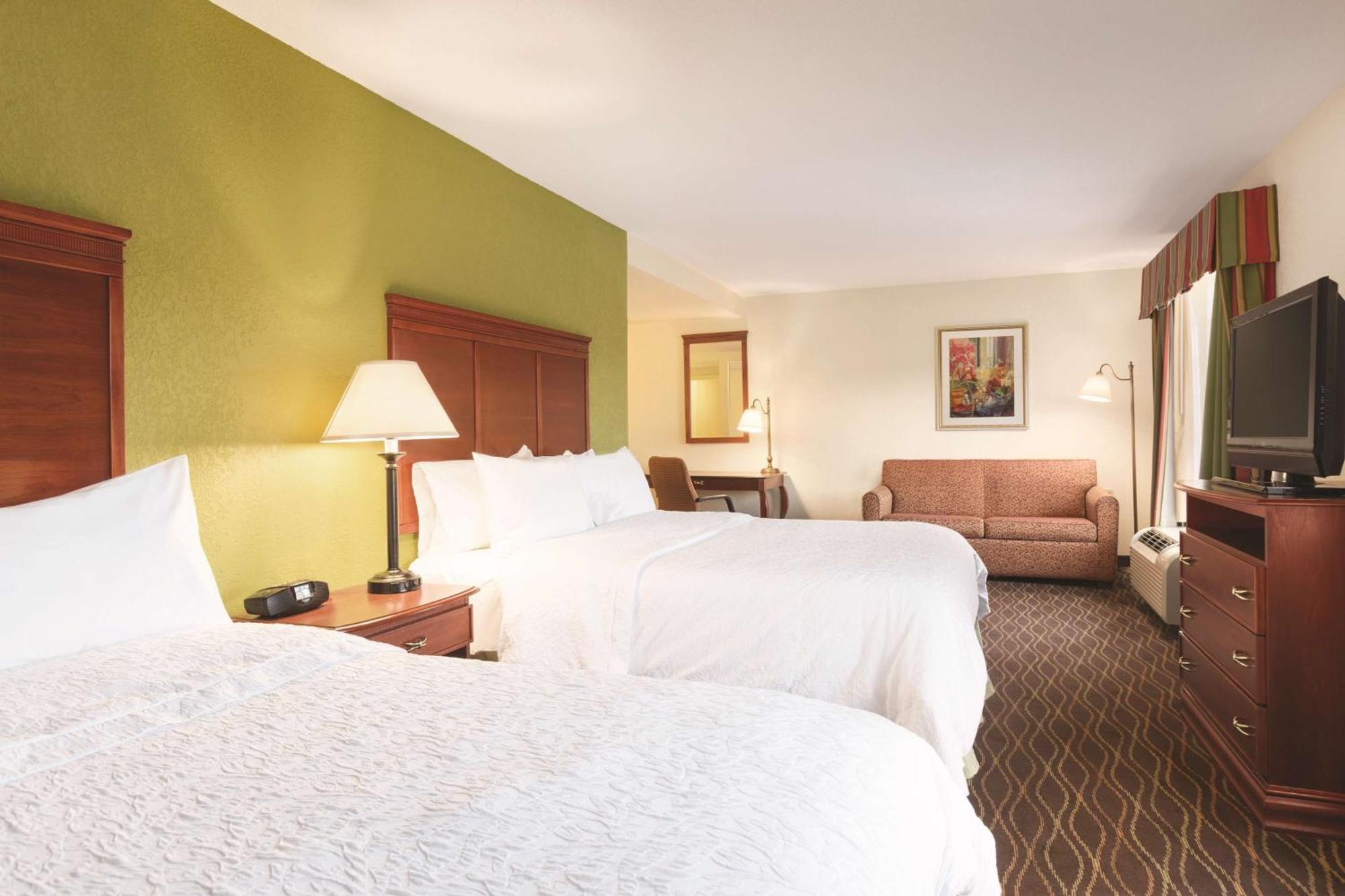 Hampton Inn & Suites גרינפילד מראה חיצוני תמונה