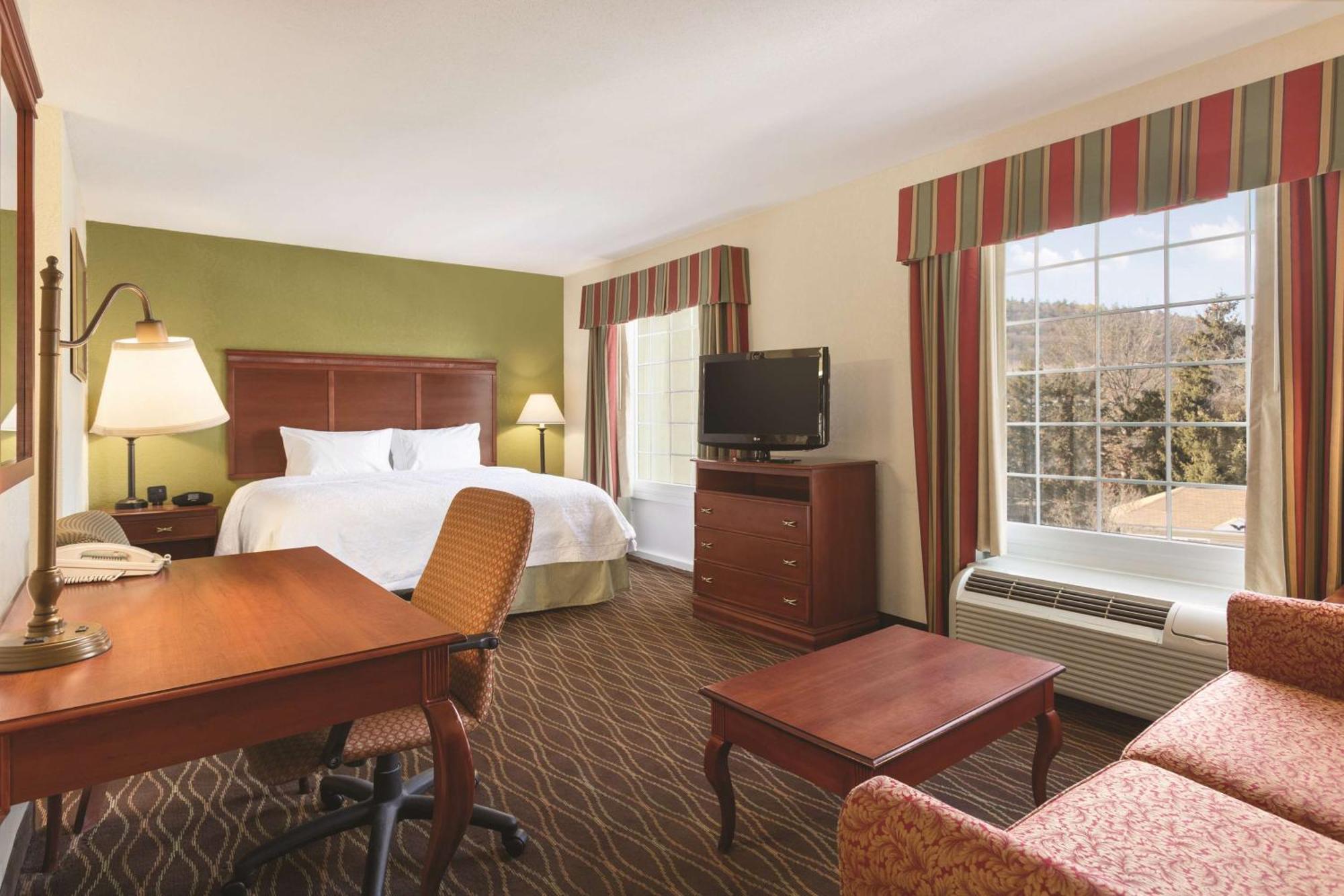 Hampton Inn & Suites גרינפילד מראה חיצוני תמונה